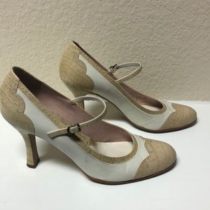 Cute lower heel Mary Janes with oxford detailing